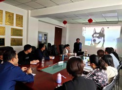甘肅紅日組織銷售人員開展工業(yè)品銷售業(yè)務(wù)知識培訓(xùn)